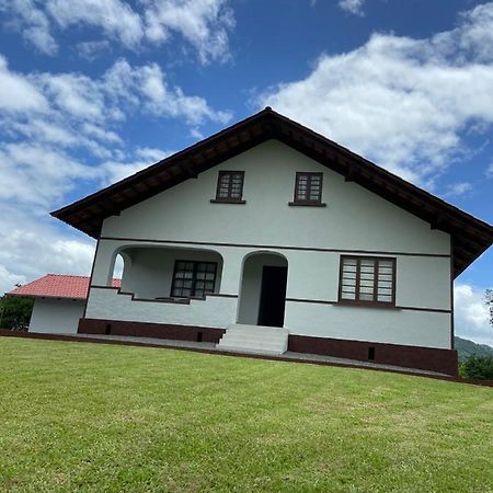 Casa Colonial Em Rio Dos Cedros Villa Buitenkant foto