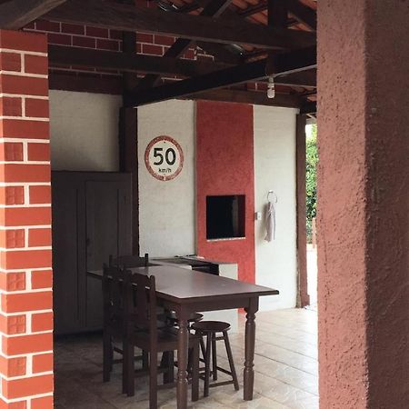 Casa Colonial Em Rio Dos Cedros Villa Buitenkant foto