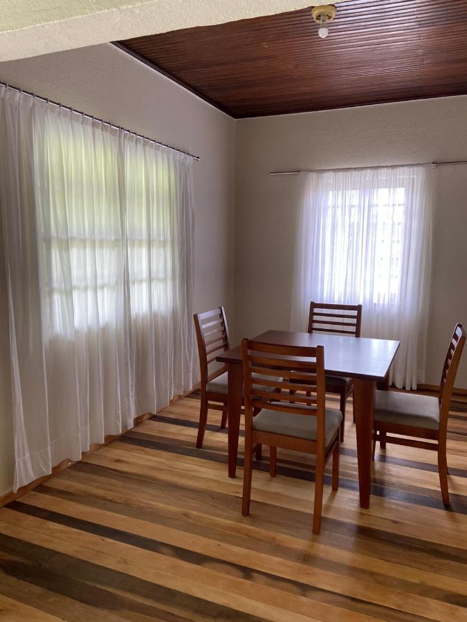 Casa Colonial Em Rio Dos Cedros Villa Buitenkant foto